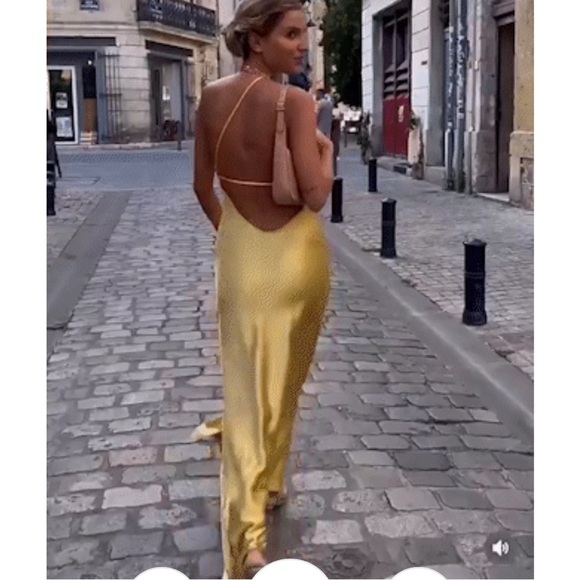 NWT Moonlight Open Back Satin Slit Long Dress COMMENSE - Picture 5 of 5